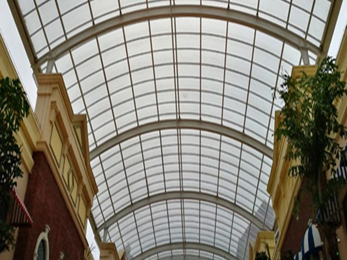 汕尾屋面网架顶棚吊装方案